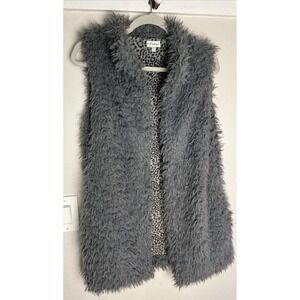 PJ Salvage Shaggy Faux Fur Vest M Animal Print Soft Reversible Open Front POCKET